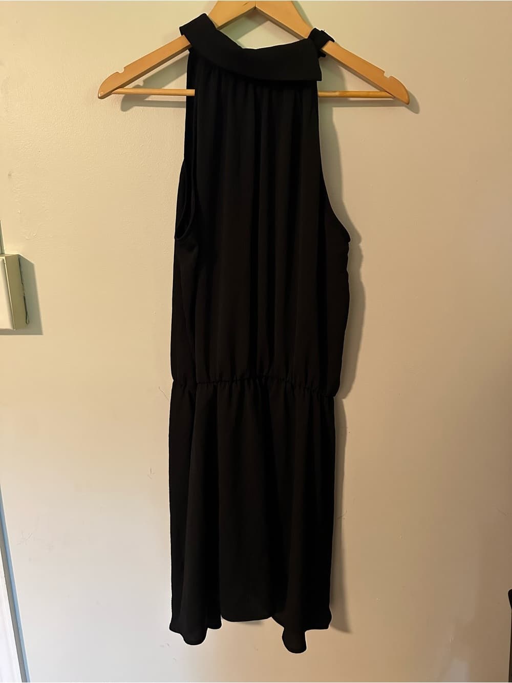 NWOT Halara Halter Flowy Mini Dress black large - Thumbnail 3