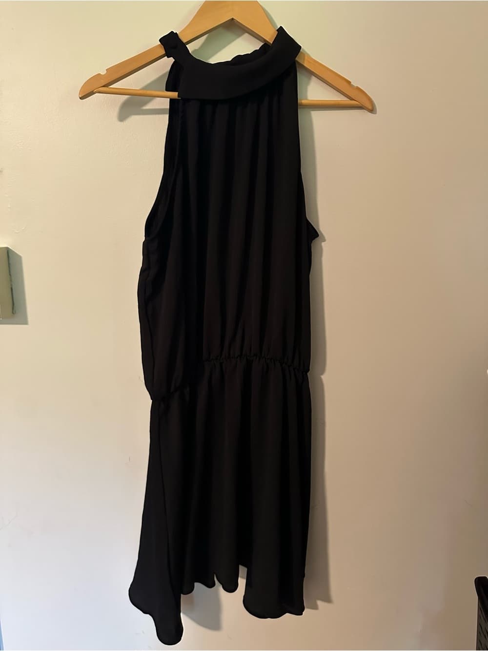NWOT Halara Halter Flowy Mini Dress black large - Thumbnail 4