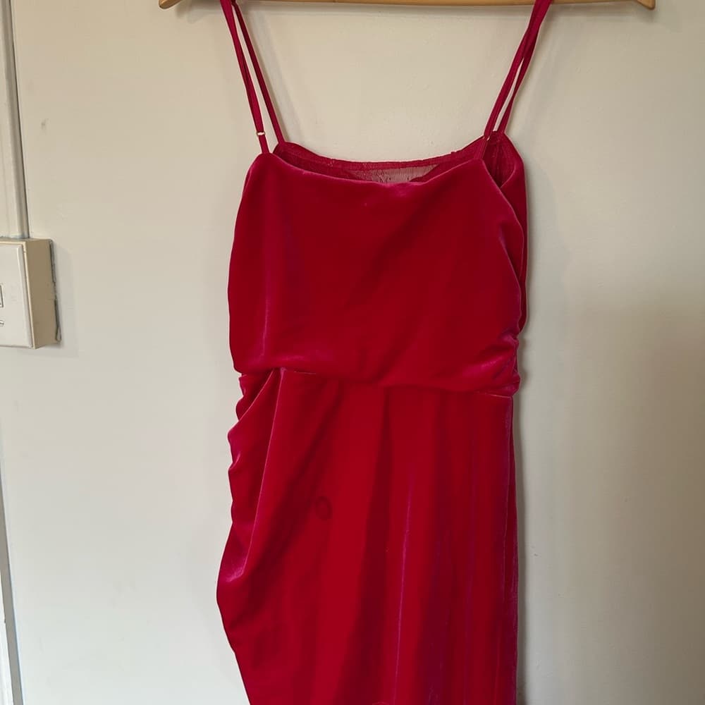 Lovers and Friends Dylan mini velvet dress pink medium - Thumbnail 2