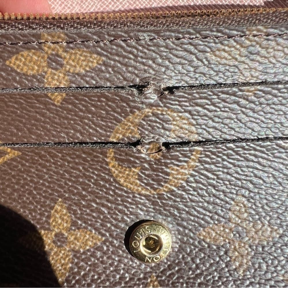 Authentic Louis Vuitton Emilie classic monogram canvas wallet - Thumbnail 7