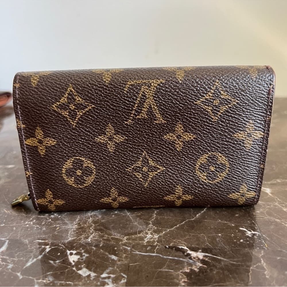 Authentic Louis Vuitton Porte Tressor classic monogram canvas wallet - Thumbnail 2