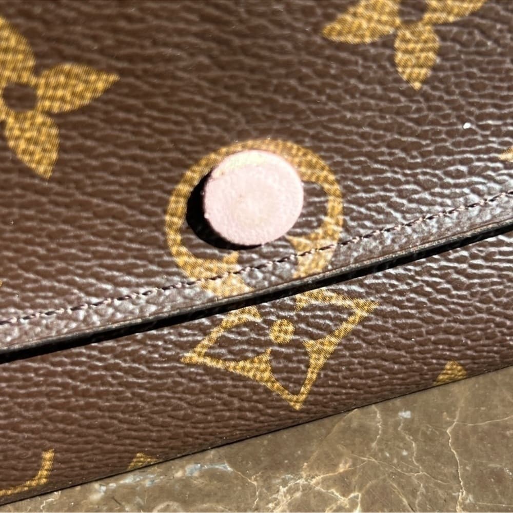 Authentic Louis Vuitton Emilie classic monogram canvas wallet - Thumbnail 4