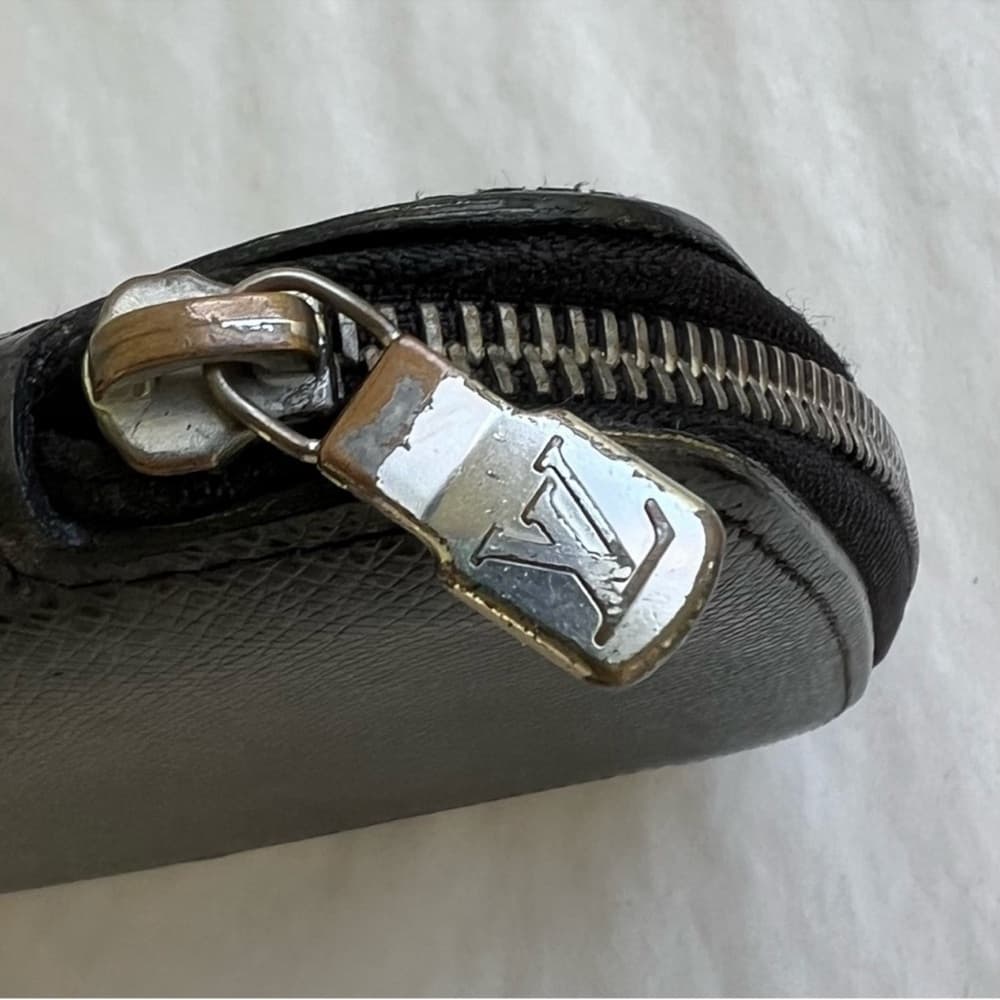 Authentic Louis Vuitton Atoll Organizer wallet black leather - Thumbnail 2