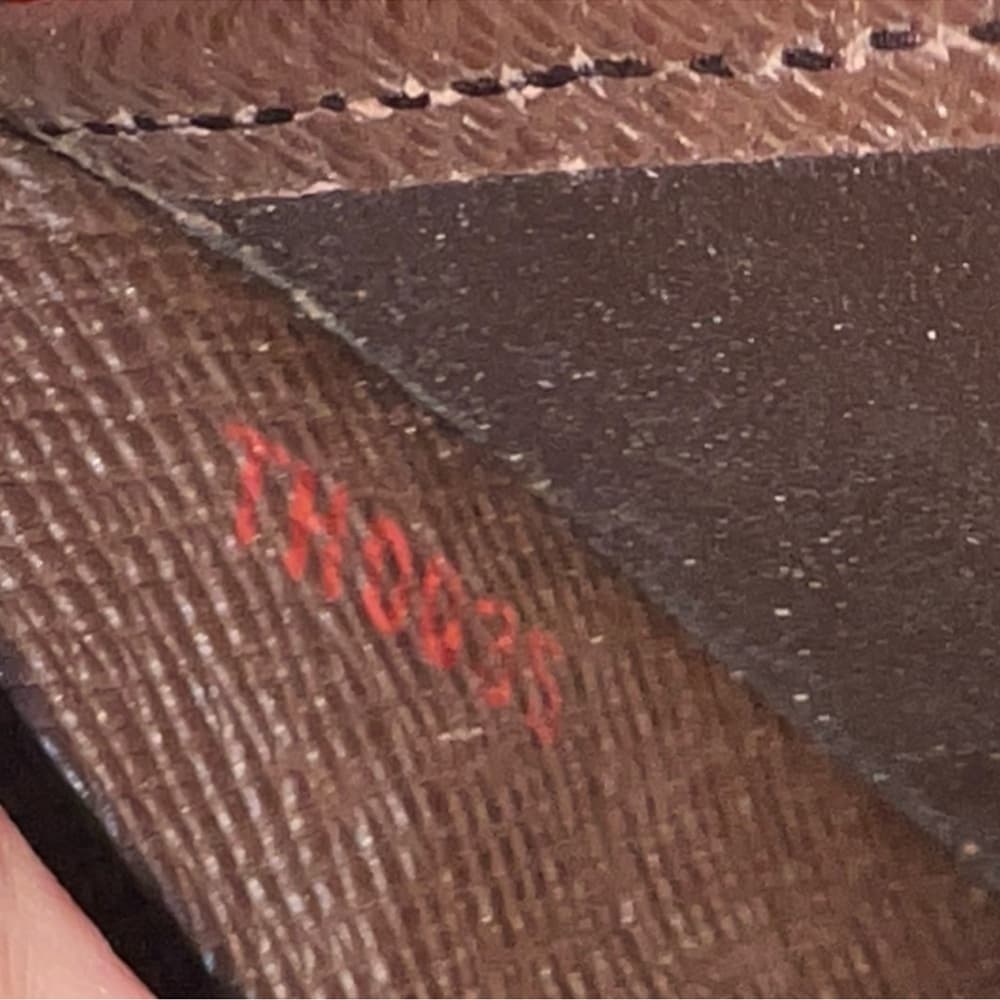 Authentic Louis Vuitton Damier Ebene International Wallet - Thumbnail 8