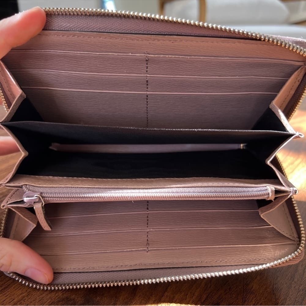 Authentic Gucci Interlocking GG logo Long wallet blush gold - Thumbnail 2