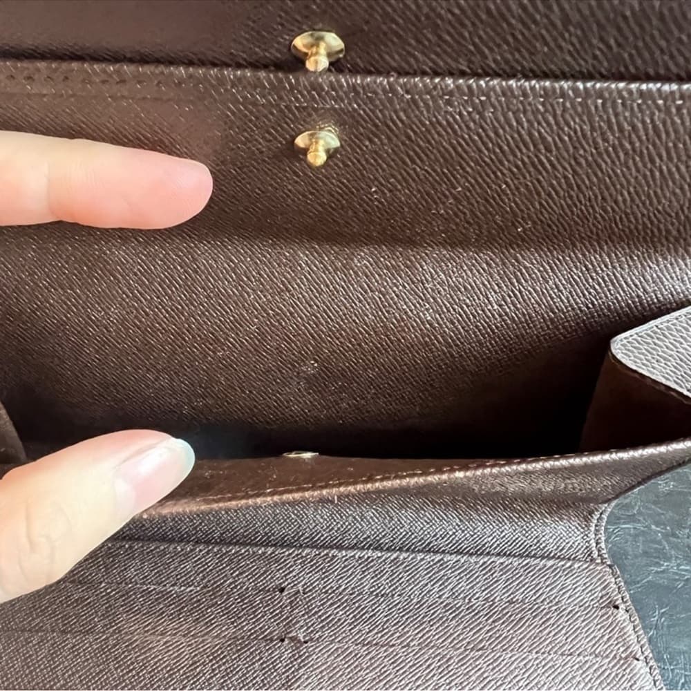 Authentic Louis Vuitton Damier Ebene International Wallet - Thumbnail 7