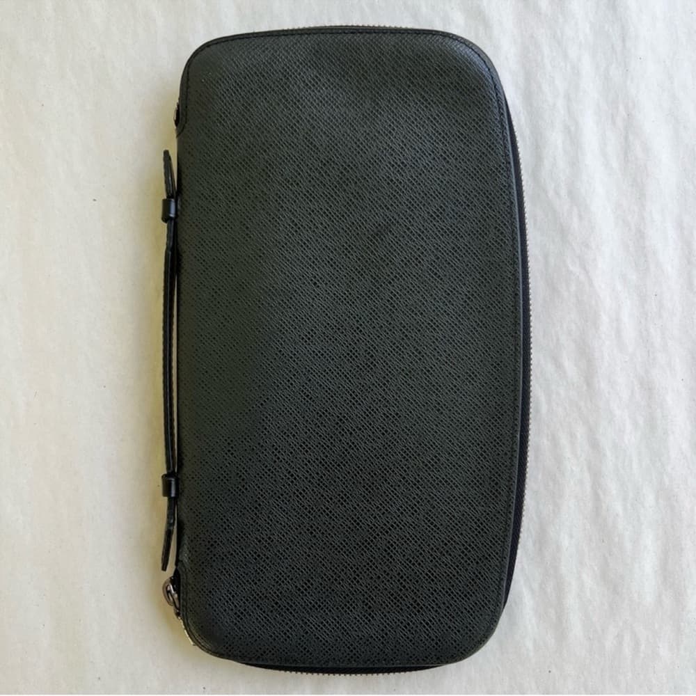 Authentic Louis Vuitton Atoll Organizer wallet black leather - Thumbnail 3