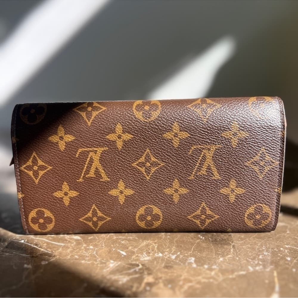 Authentic Louis Vuitton Emilie classic monogram canvas wallet - Thumbnail 2