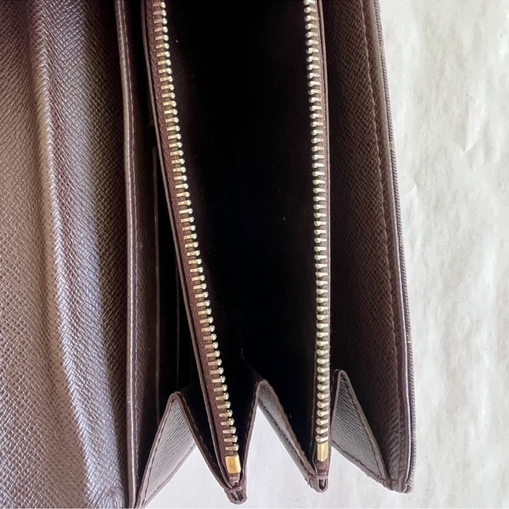 Authentic Louis Vuitton mini Lin Sarah wallet - Thumbnail 5