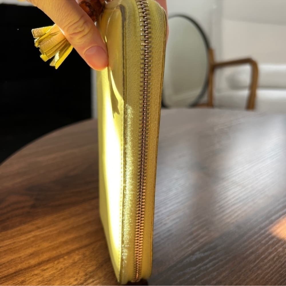 Authentic Gucci Bamboo collection long zip around wallet yellow - Thumbnail 9
