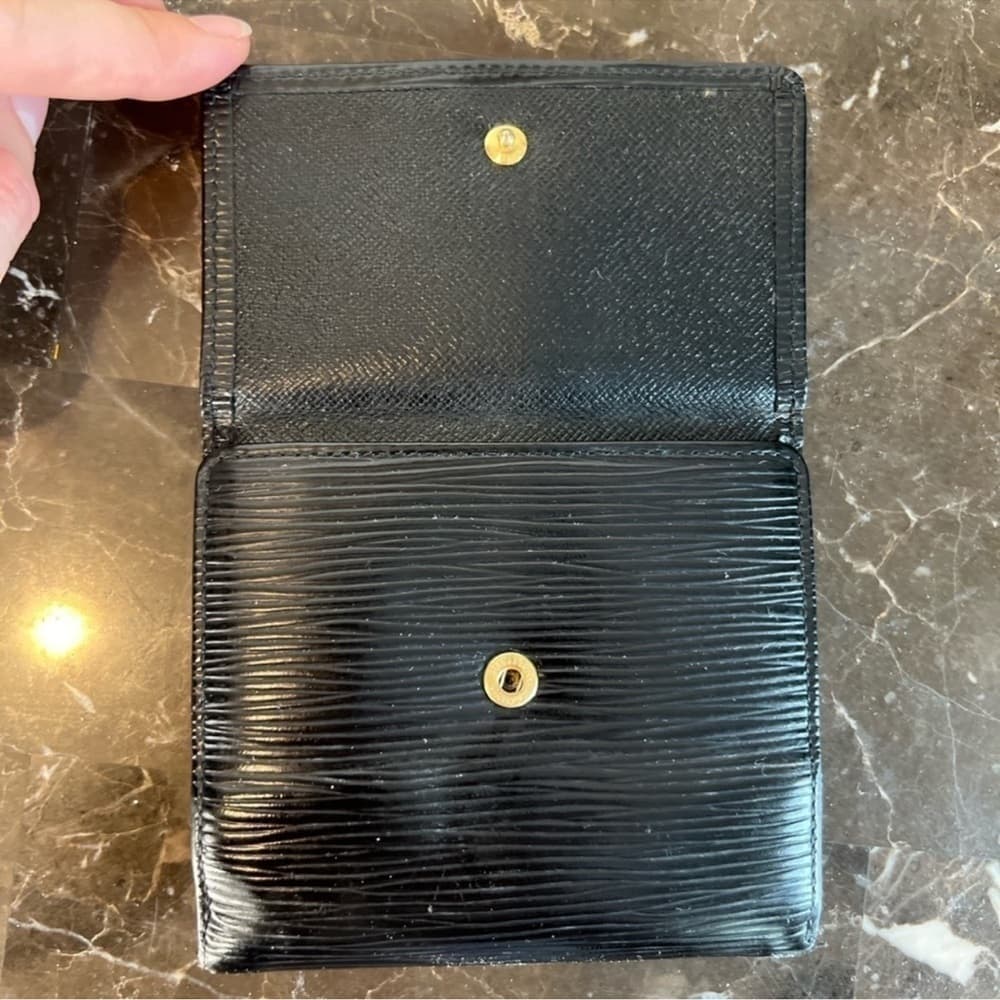 Authentic Louis Vuitton Black Epi Elise wallet - Thumbnail 4