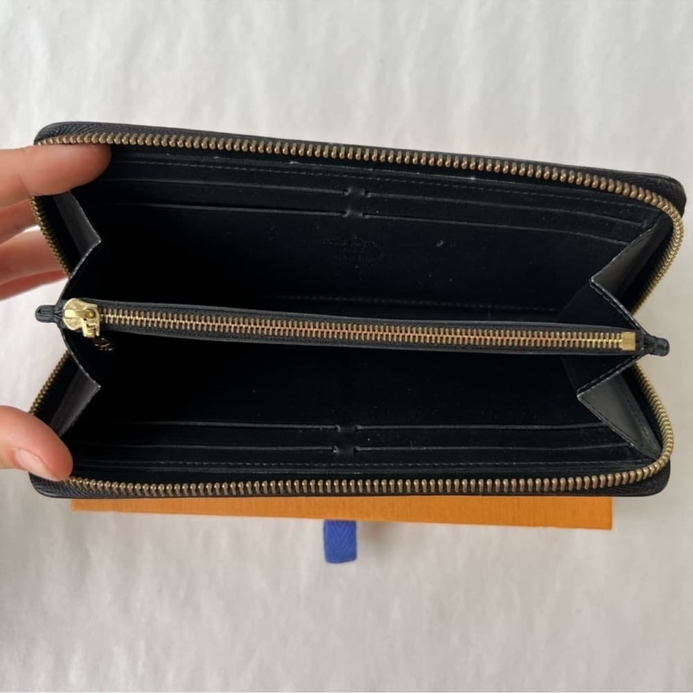 Authentic Louis Vuitton Clemence wallet black classic monogram vernis - Thumbnail 4