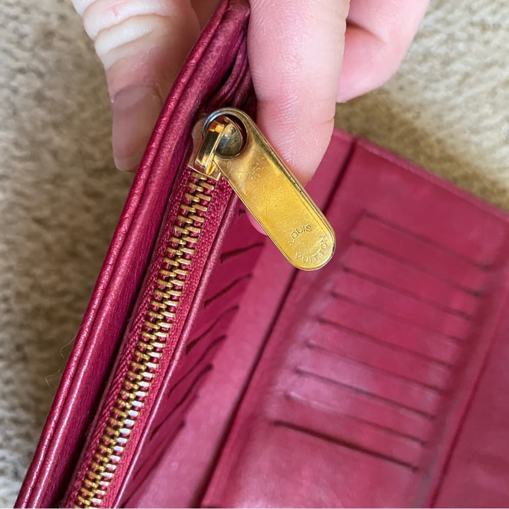 Louis Vuitton Amelia Mahina monogram leather wallet on chain crossbody - Thumbnail 13
