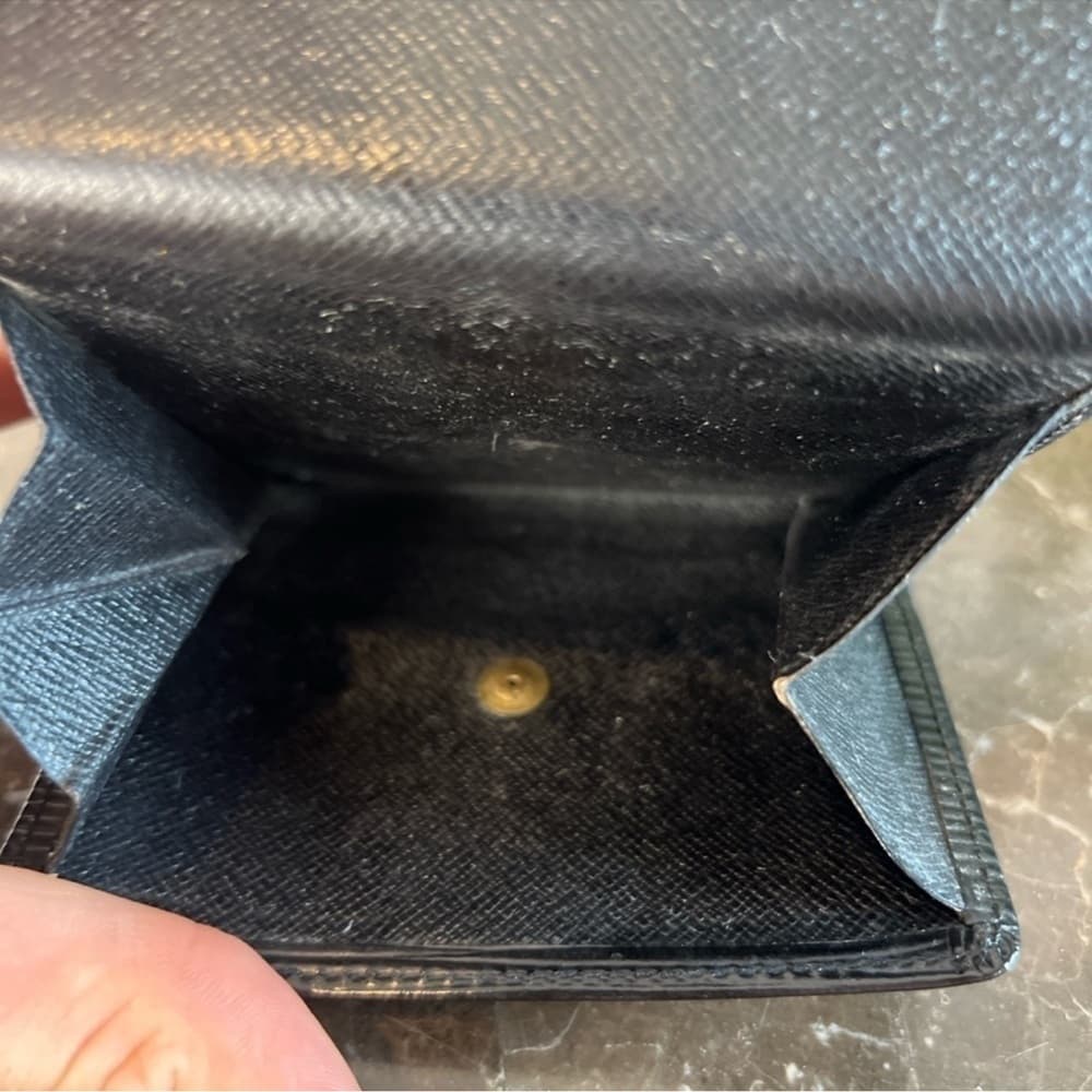 Authentic Louis Vuitton Black Epi Elise wallet - Thumbnail 5