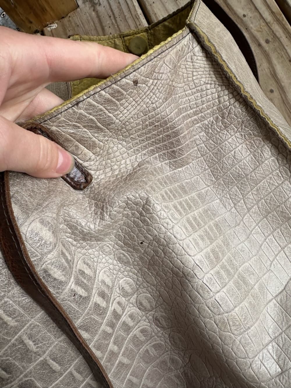B May Crocodile embossed leather large tote grey - Thumbnail 7