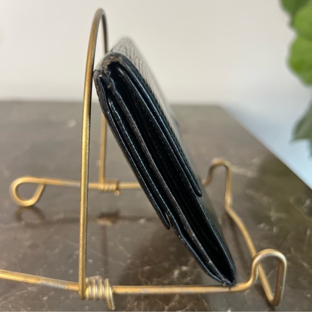 Authentic Louis Vuitton Black Epi Elise wallet - Thumbnail 10