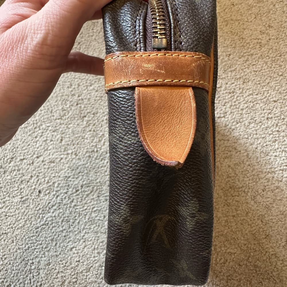 Louis Vuitton Compiègne 28 pouch classic monogram canvas - Thumbnail 4