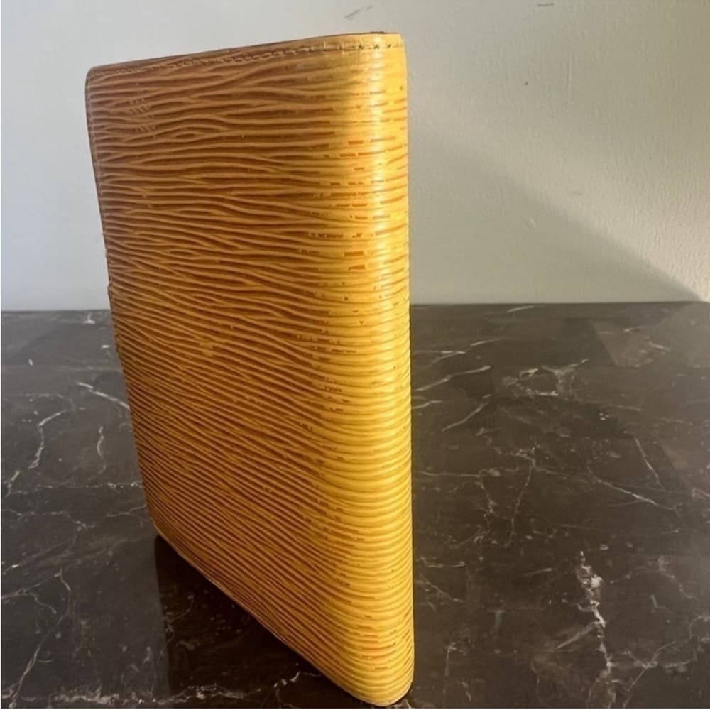 Authentic Louis Vuitton Yellow Epi Agenda PM - Thumbnail 2