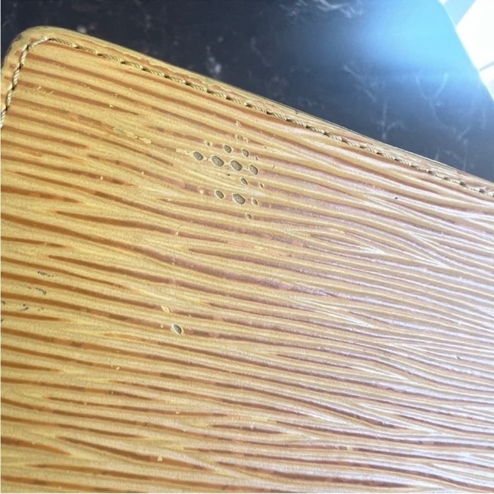 Authentic Louis Vuitton Yellow Epi Agenda PM - Thumbnail 4