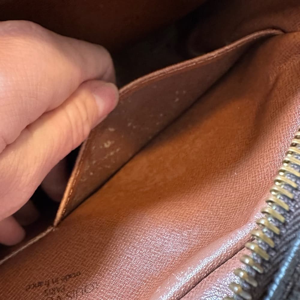 Louis Vuitton Compiègne 28 pouch classic monogram canvas - Thumbnail 11