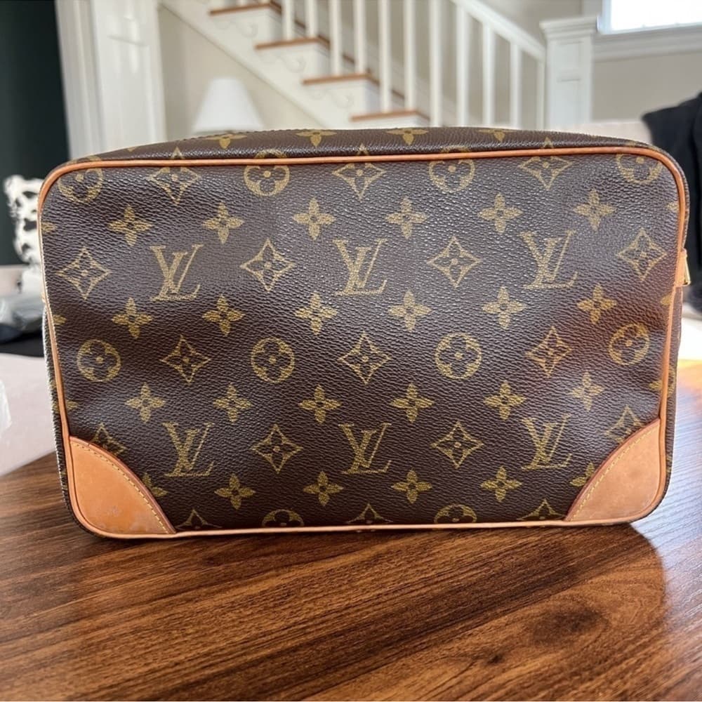 Authentic Louis Vuitton Compiegne 28 Clutch Bag classic monogram canvas - Thumbnail 2