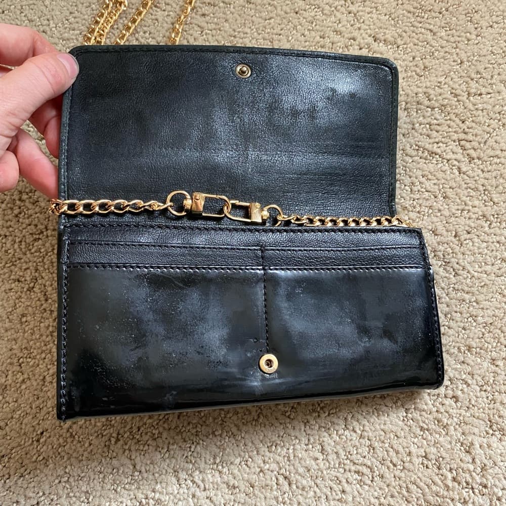 Chloe Eclipse black patent leather wallet on chain gold crossbody - Thumbnail 3