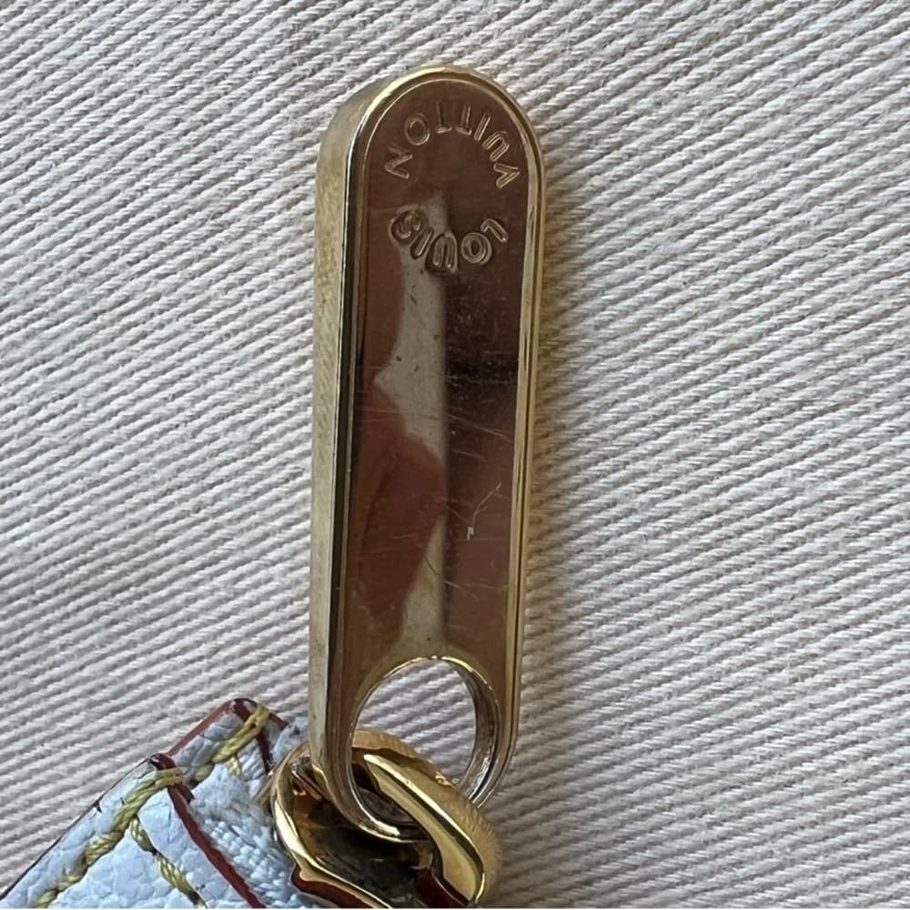 Authentic Louis Vuitton Suhali L'Inseparable Zip Pouch - Thumbnail 9