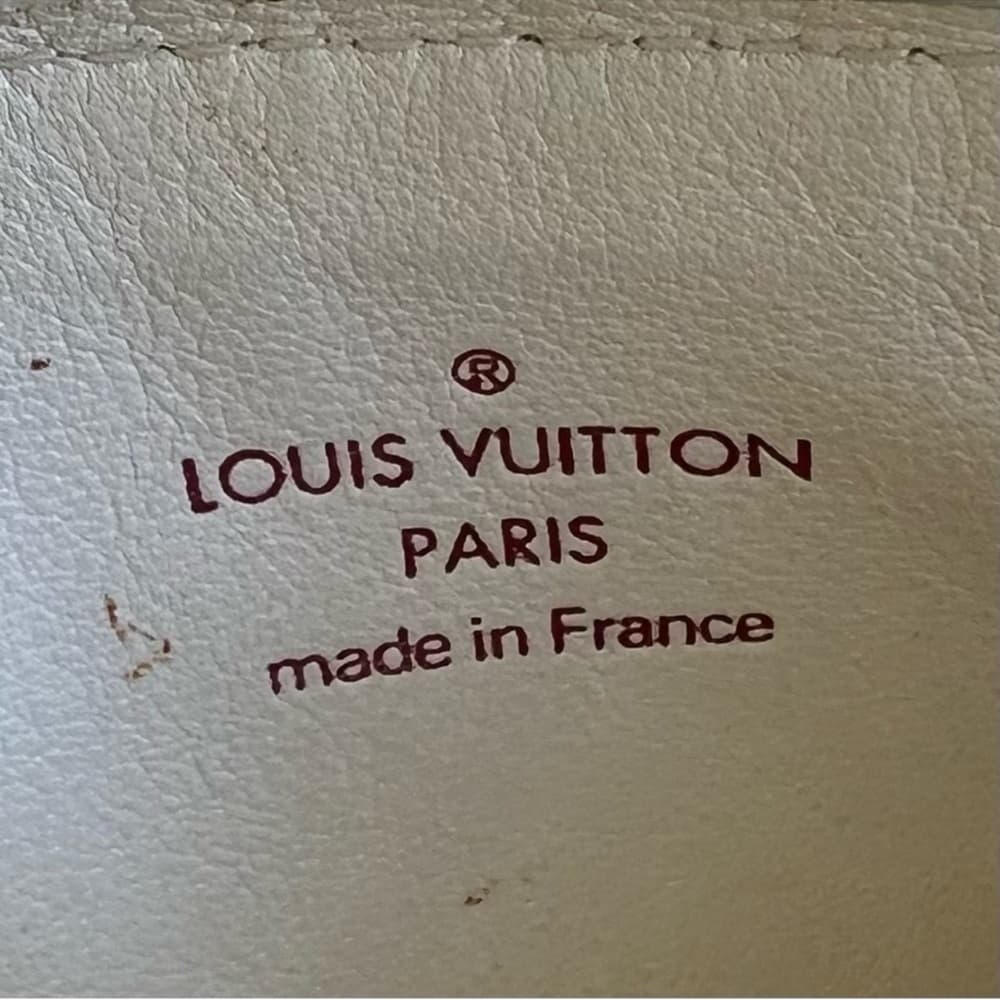 Authentic Louis Vuitton Suhali L'Inseparable Zip Pouch - Thumbnail 7