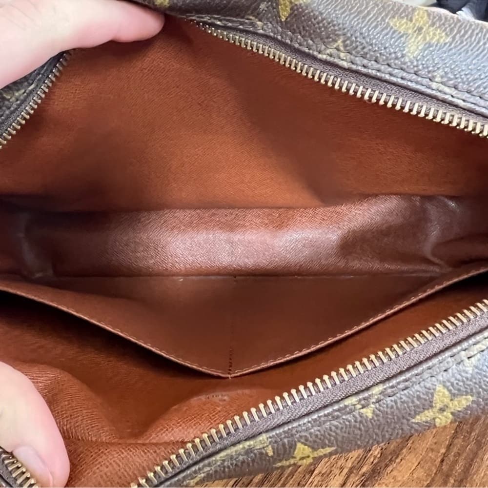Authentic Louis Vuitton Compiegne 28 Clutch Bag classic monogram canvas - Thumbnail 5