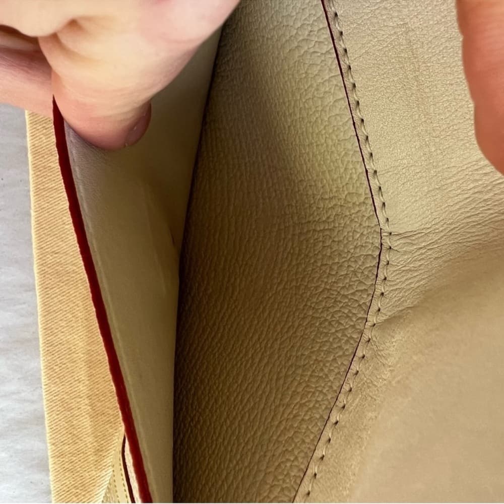 Authentic Louis Vuitton Suhali L'Inseparable Zip Pouch - Thumbnail 5