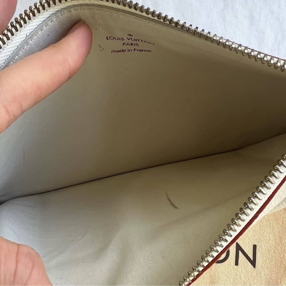Authentic Louis Vuitton Suhali L'Inseparable Zip Pouch - Thumbnail 6