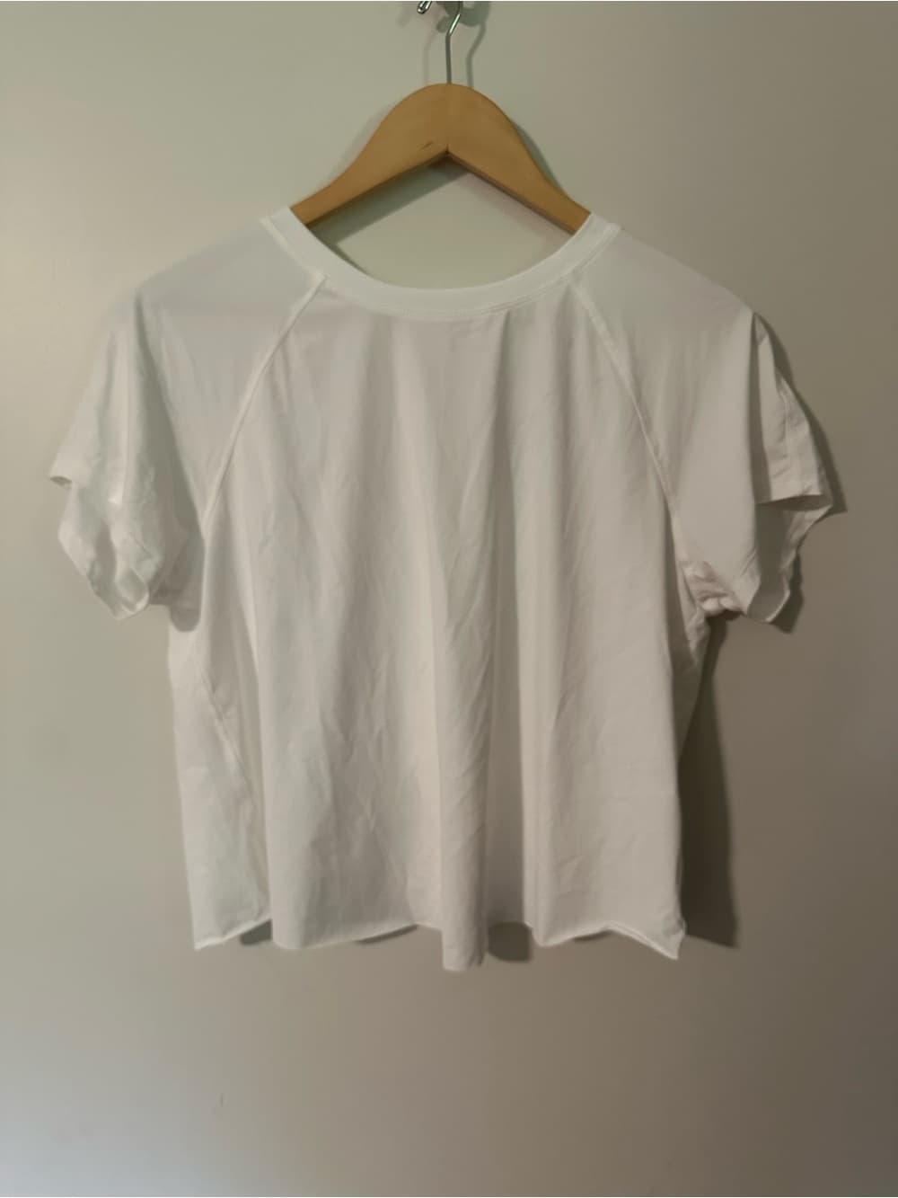 NWOT Halara Contrast Mesh Hem Short Sleeve InstantCool Yoga Sports Top white - Thumbnail 2