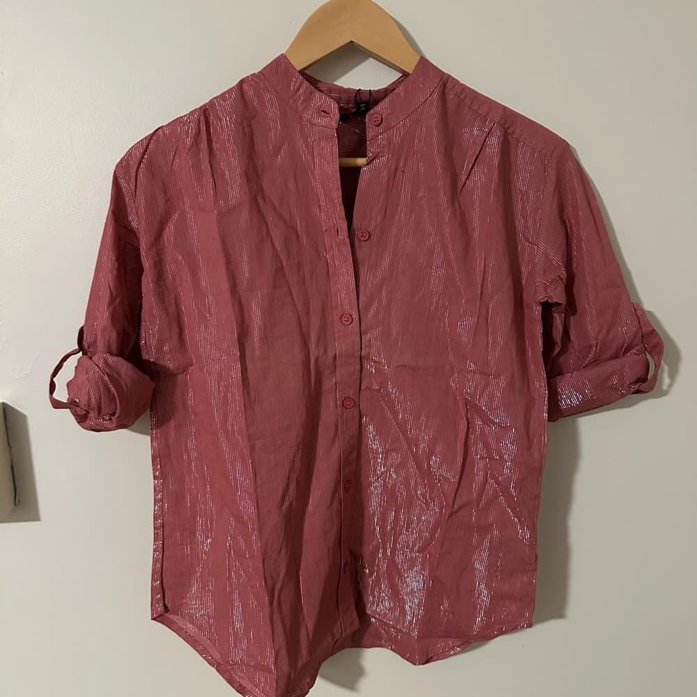 NWT Suzi Kondi lurex blouse pinn