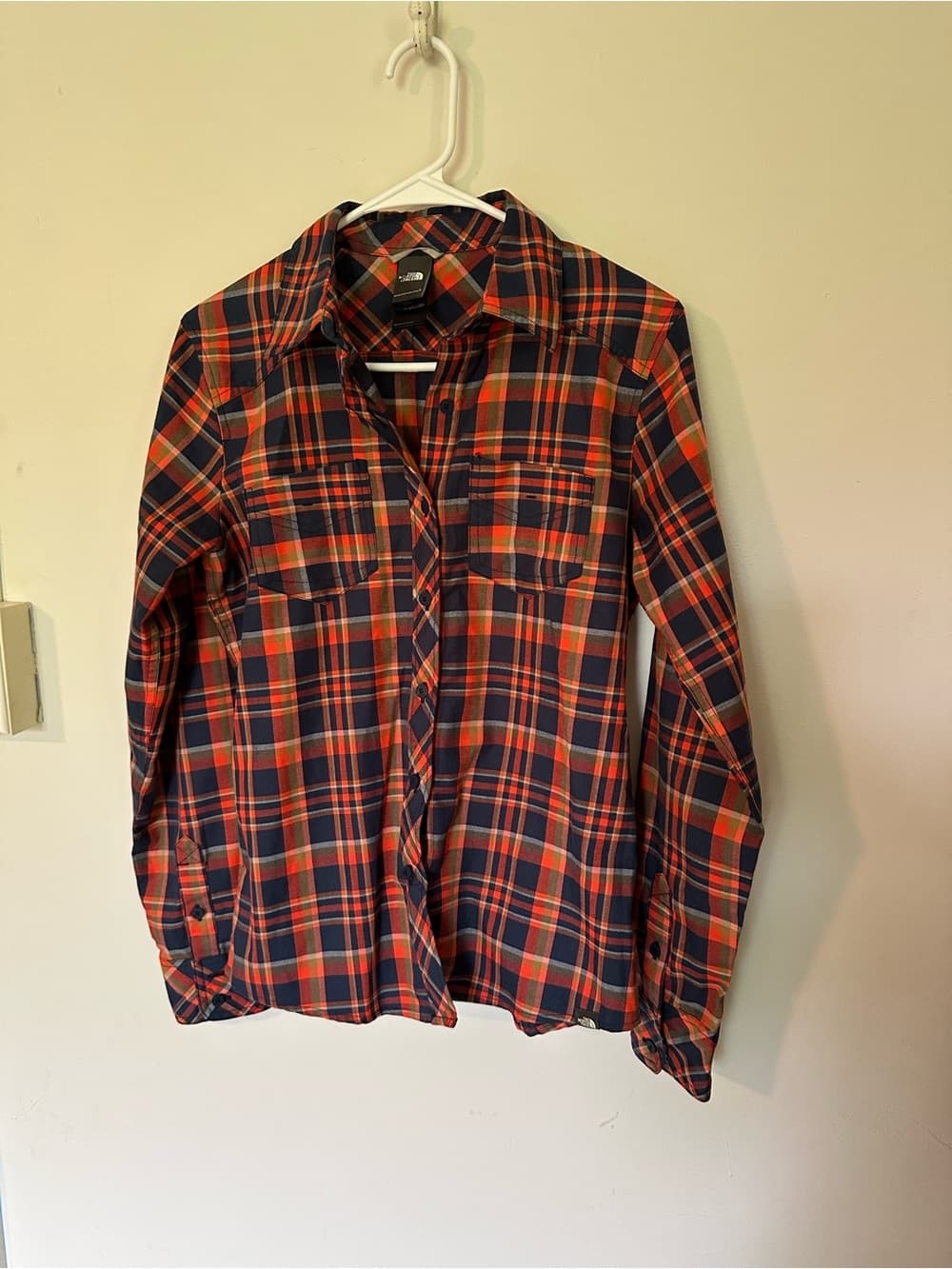 North Face long sleeve button up blouse plaid