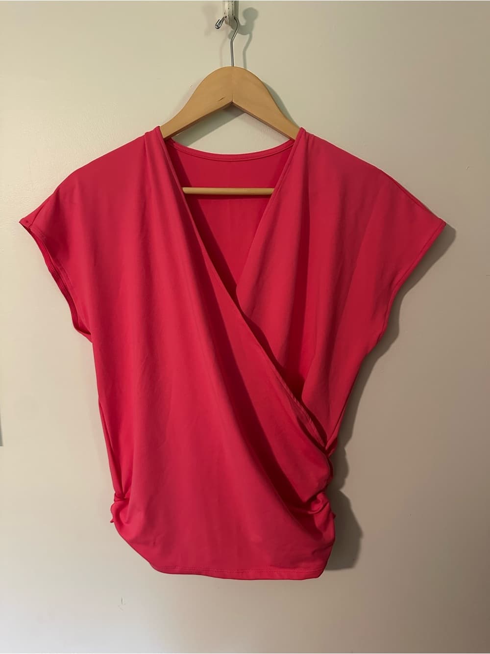 NWOT Halara V Neck Cap Sleeve Crossover Ruched Solid Work Blouse pink - Thumbnail 2