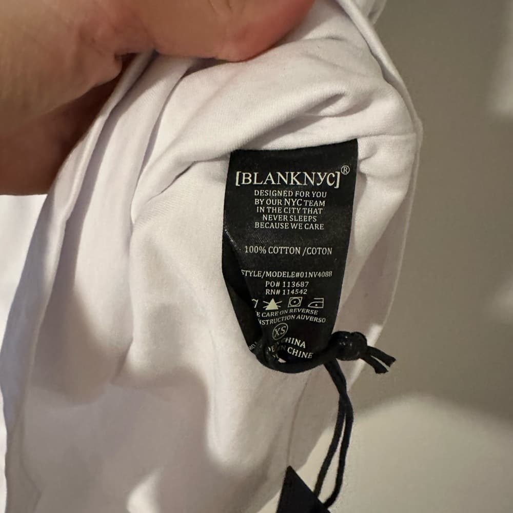 NWT BlankNYC Big Shoulder Might Be Right tank white - Thumbnail 4