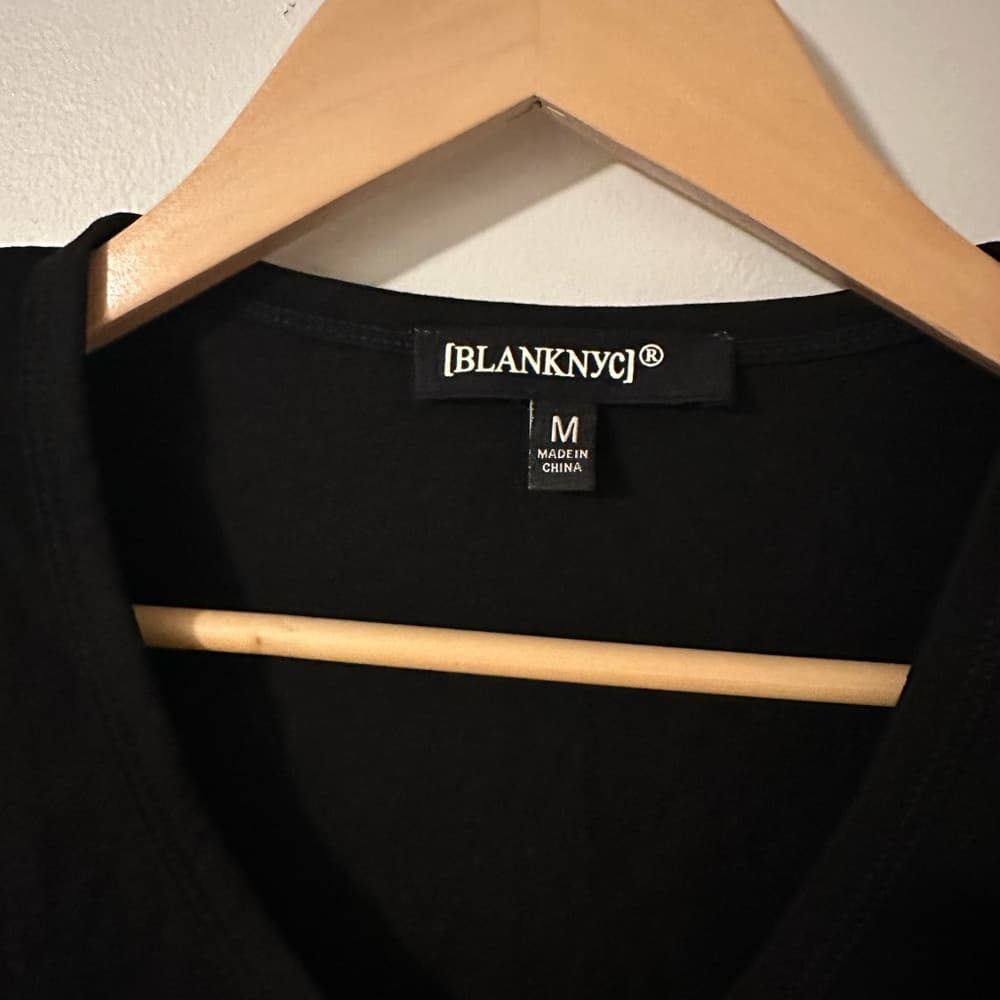 NWT Blank NYC Big Shoulder Might be It tank black - Thumbnail 2