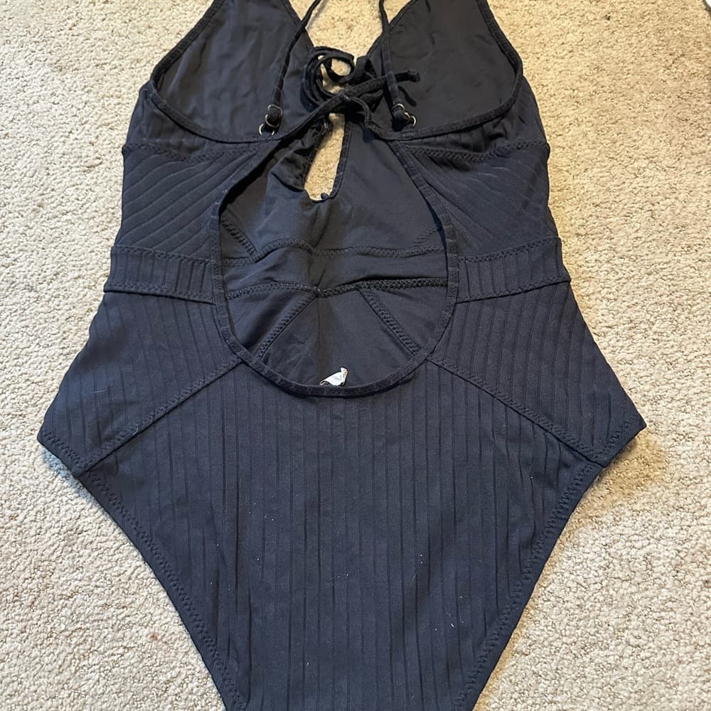 Becca Loreto plunge one piece swimsuit black - Thumbnail 2