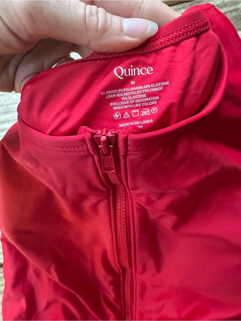NWT Quince Italian Zip Front one piece swimsuit cherry - Thumbnail 4