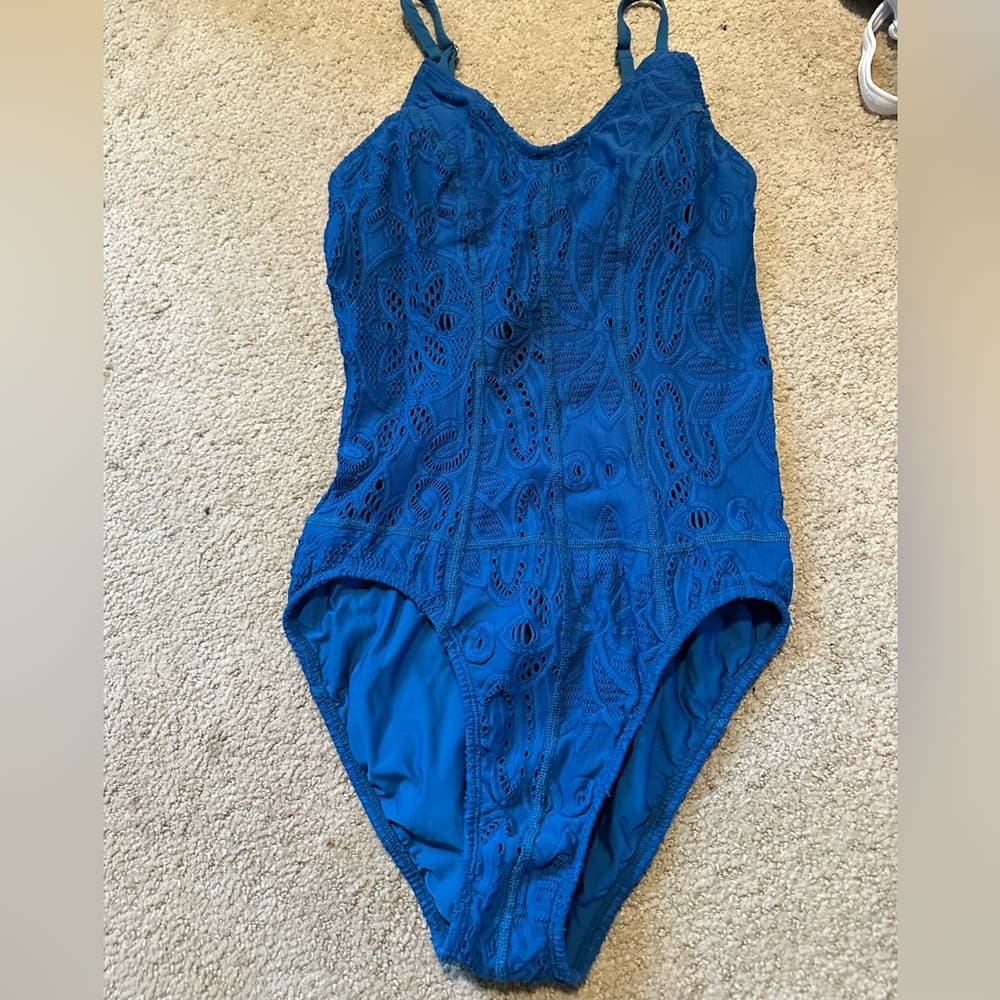 PilyQ eyelet one piece swimsuit - Thumbnail 2