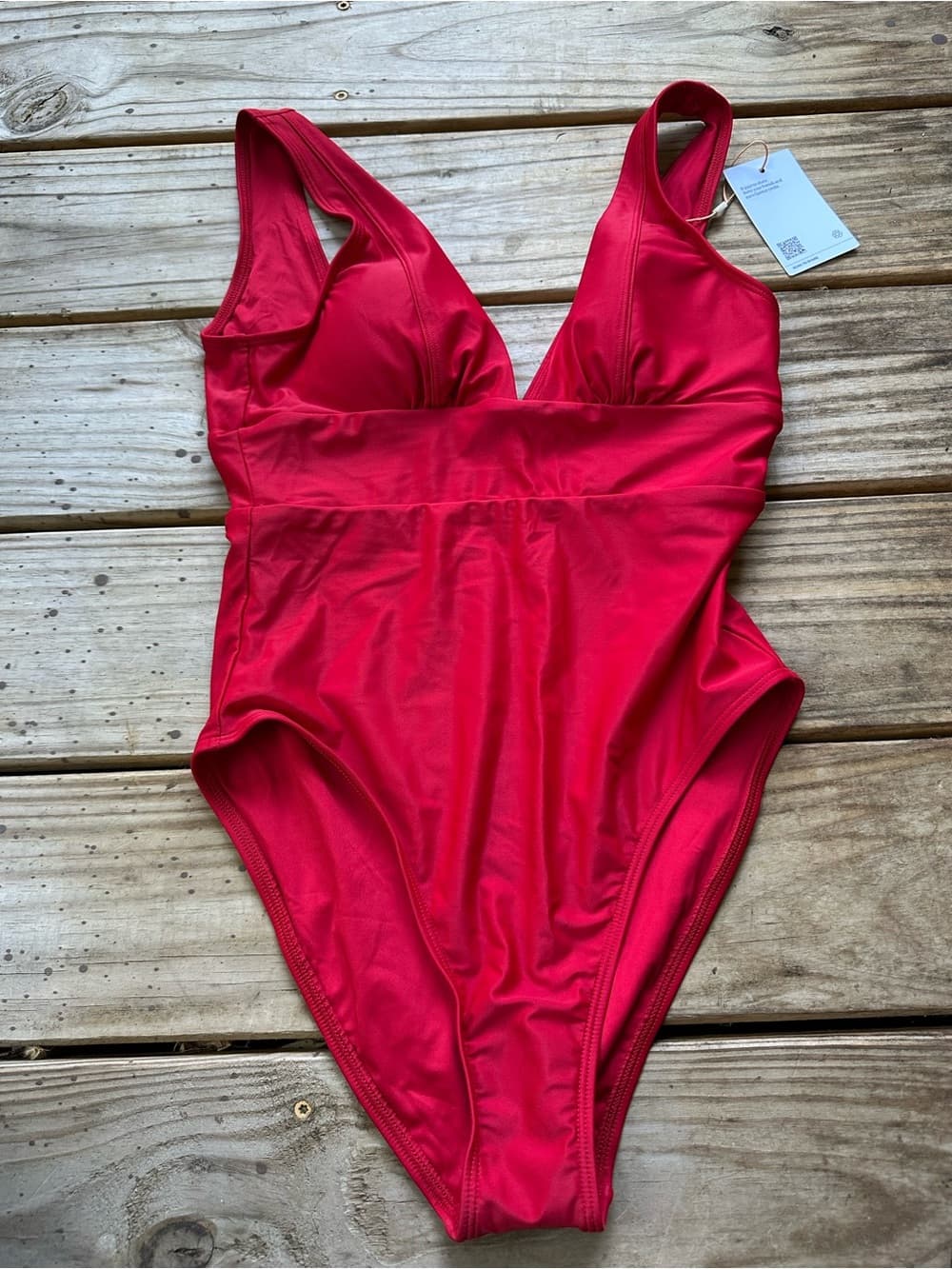 NWT Quince Italian plunge one piece swimsuit cherry