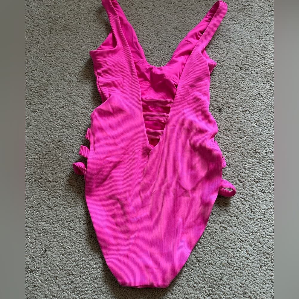 Becca Fine Line plunge one piece swimsuit hot pink - Thumbnail 2