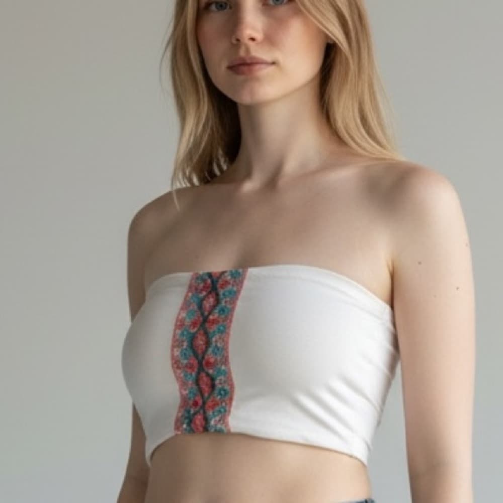 NWOT L*Space embroidered strapless bikini top - Thumbnail 4