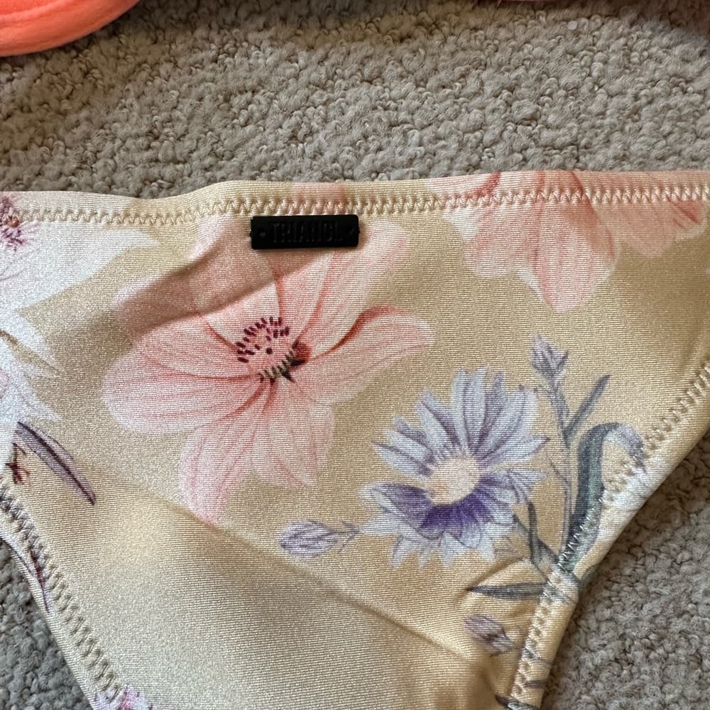Triangl neoprene pushup bikini floral small - Thumbnail 3