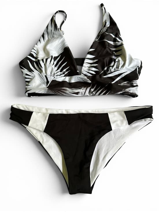 NWOT L*Space palm bikini set black white - Thumbnail 4