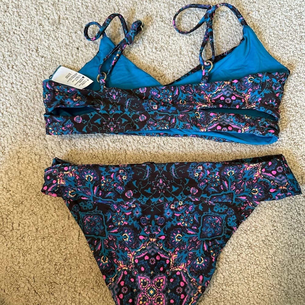 NWOT L*Space Julietta Veronica Rocky bikini set - Thumbnail 4
