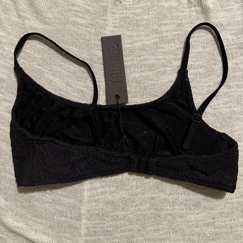 NWT Triangl Maci bikini top black medium - Thumbnail 4
