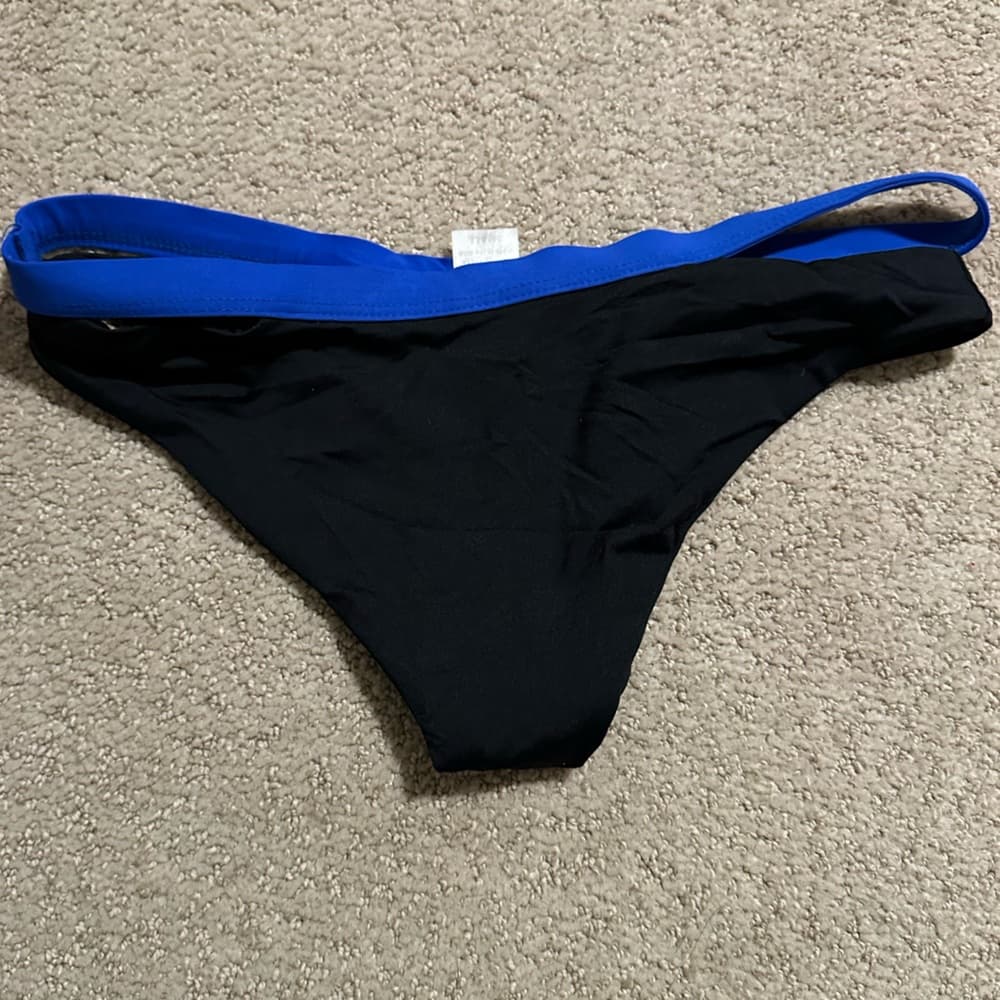 L Space Revolve bikini bottoms small black - Thumbnail 2