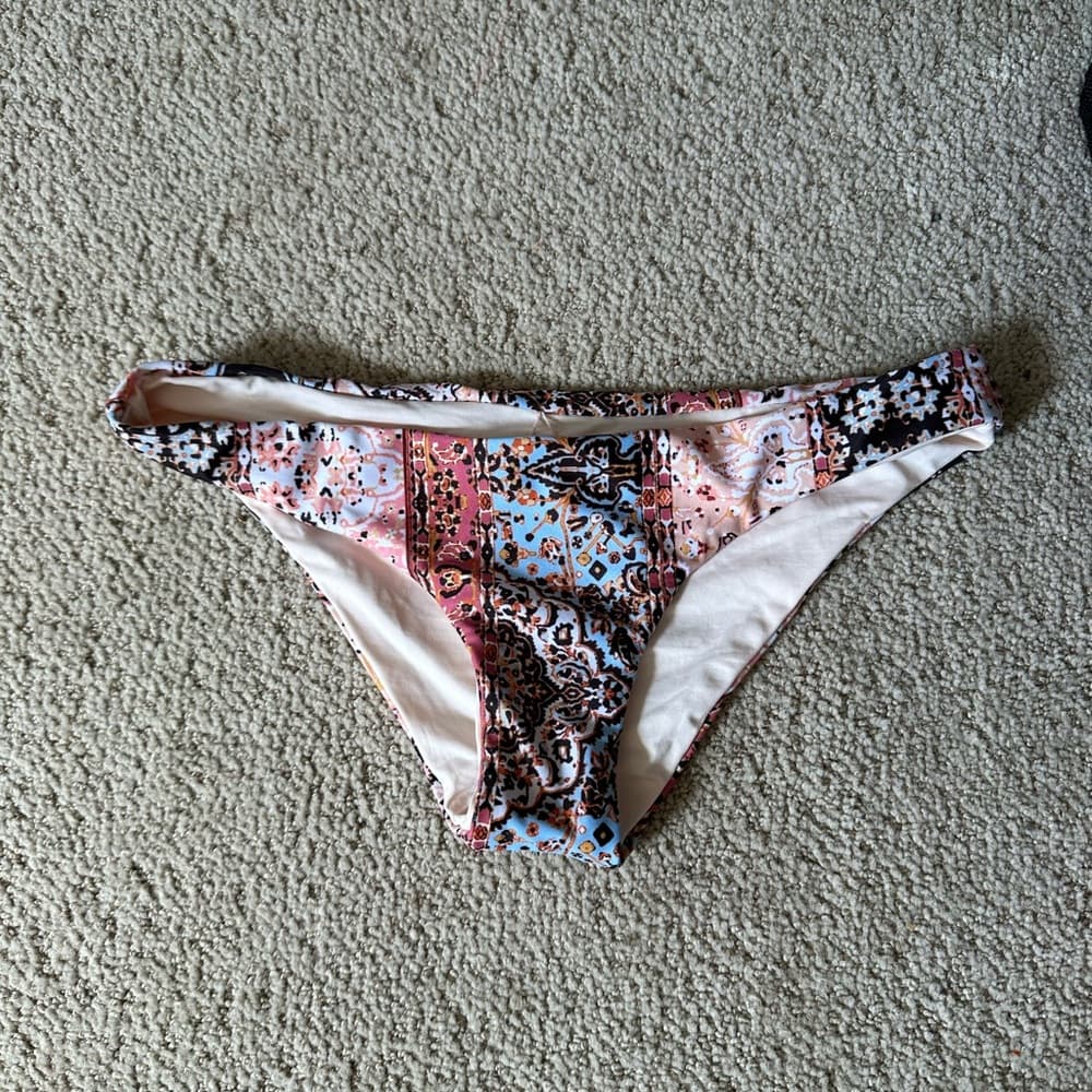 NWOT L*Space Sandy bohemian floral bikini bottoms