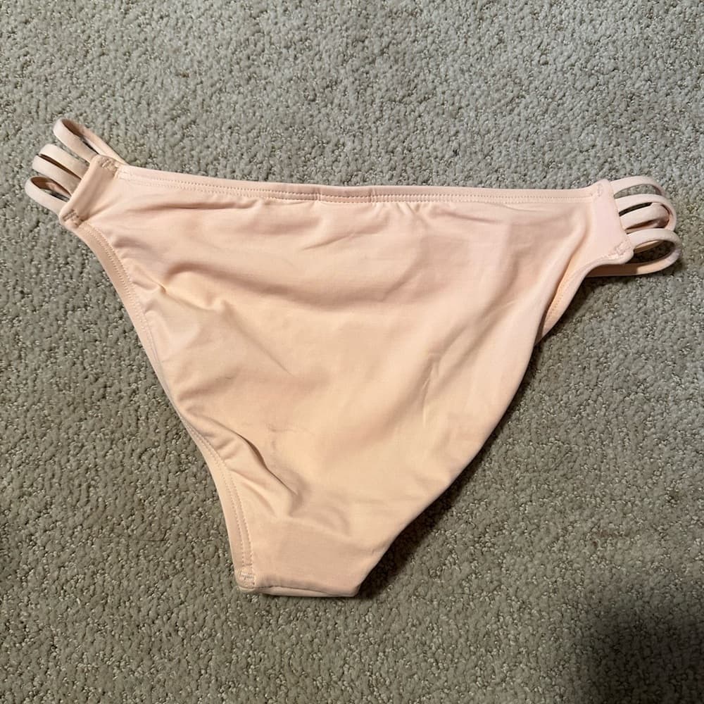 NWOT L*Space Low Down bikini bottoms peach - Thumbnail 3